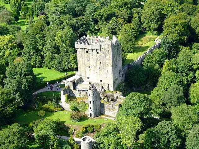 Blarney Castle, Rock of Cashel & Cork Day Trip