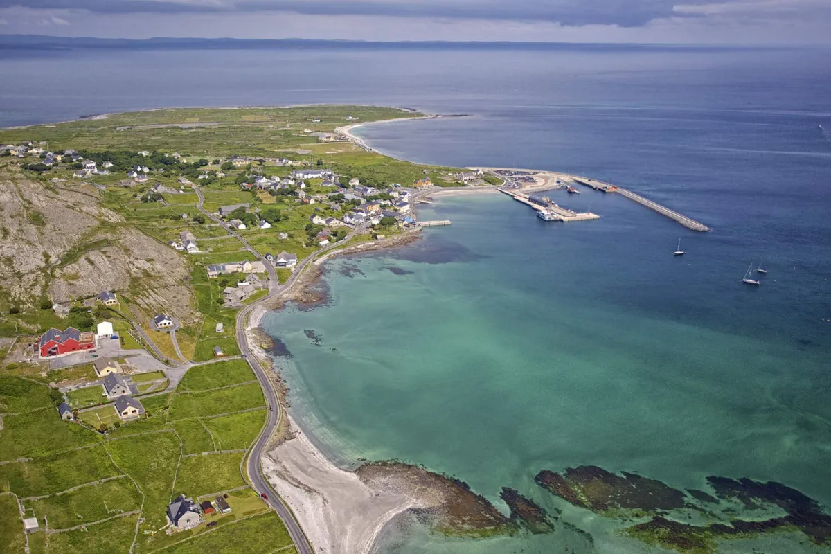 Aran Islands Day Tour by Train