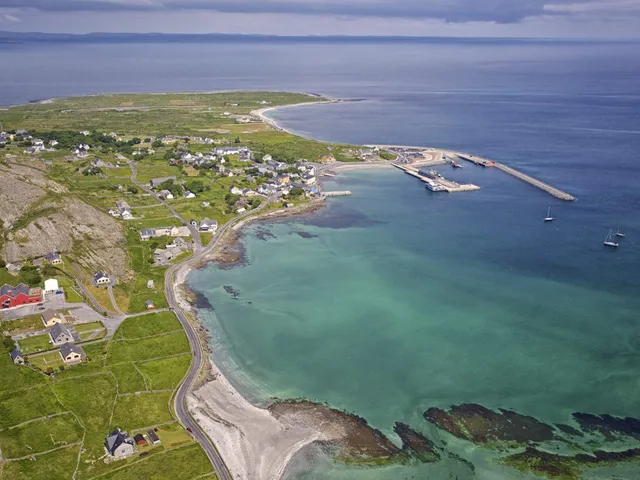 Aran Islands Day Tour by Train