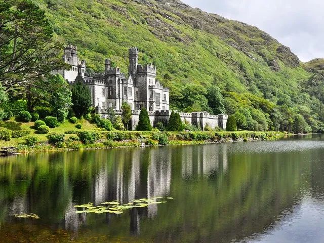 Connemara, Cong & Kylemore Abbey Tour from Galway